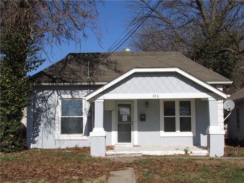 726 Pacific Ave, Osawatomie, KS, 66064-1429 | Card Image