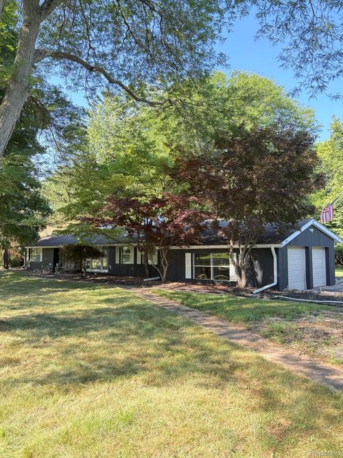 32505 Bell Vine Trl, Beverly Hills, MI, 48025-2650 | Card Image