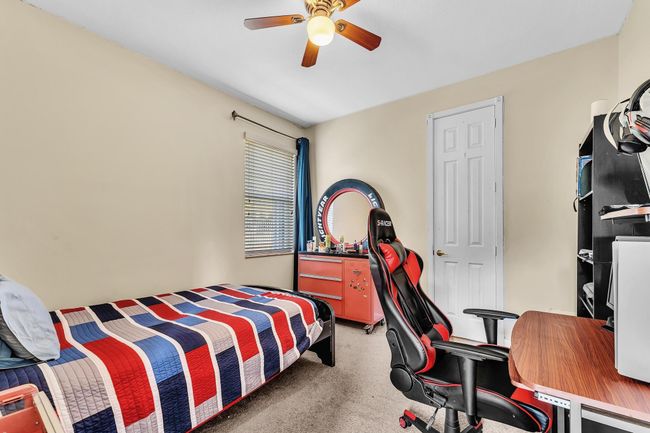 2nd bedroom with private access to pool | Image 17