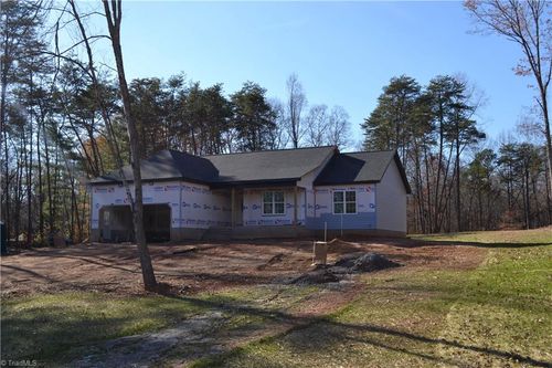 116 Hickory Road, Stoneville, NC, 27048 | Card Image