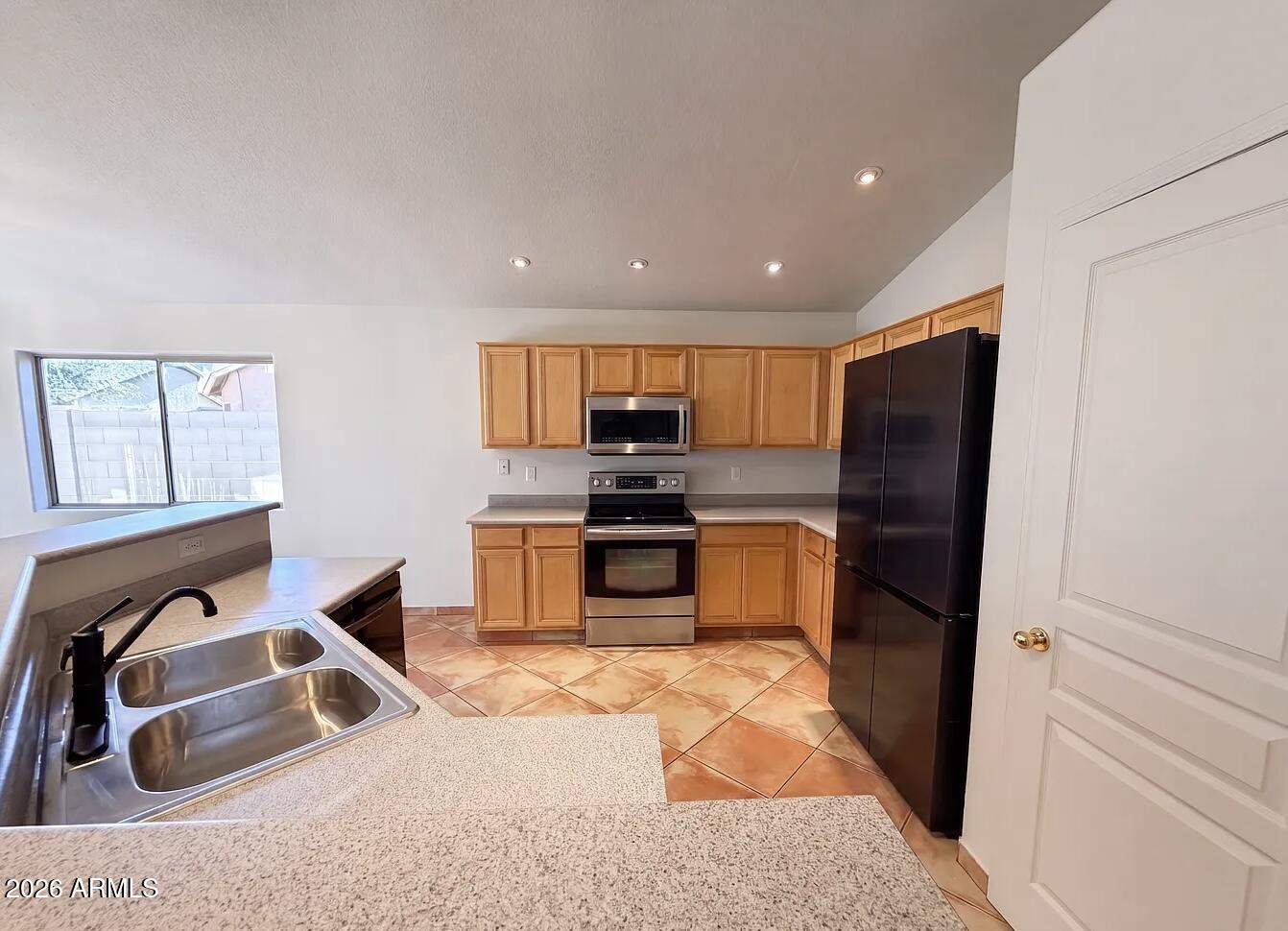 Residential Lease in Glendale 3