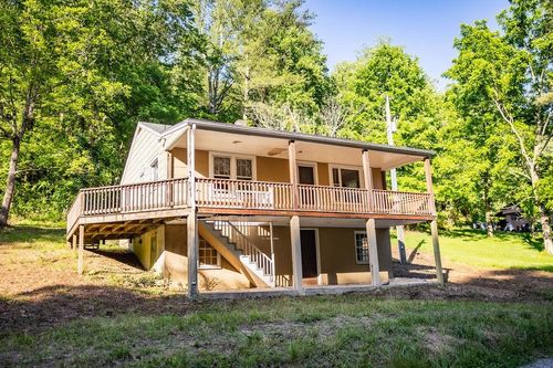 32 Back Holw, Lexington, VA, 24450-6468 | Card Image