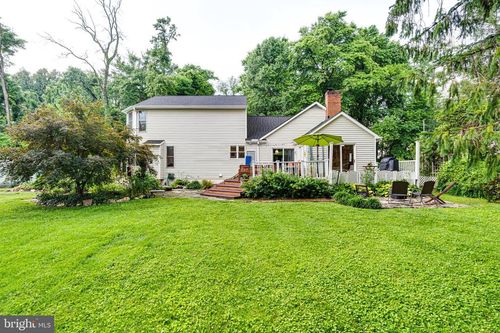 423 W Colonial Hwy, Hamilton, VA, 20158-9543 | Card Image