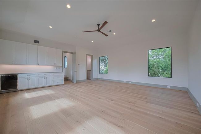 5200 Beech St, House other with 5 bedrooms, 7 bathrooms and 2 parking in Bellaire TX | Image 42