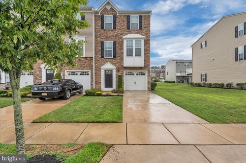 111 Village Green Ln, SICKLERVILLE, NJ, 08081-1642 | Card Image