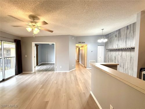apt-5-6492 Royal Woods Dr, FORT MYERS, FL, 33908-7110 | Card Image