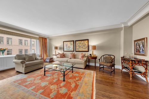 12e-1056 5th Ave, New York, NY, 10028-0112 | Card Image