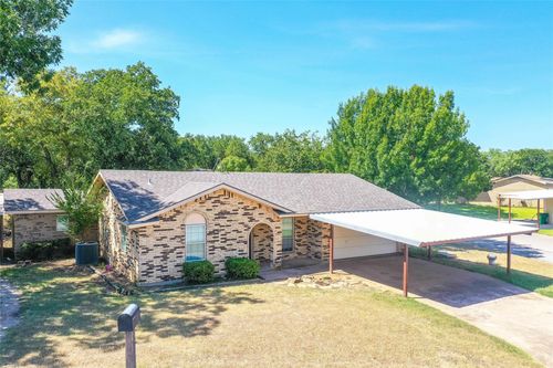 1715 Timber Ln, Jacksboro, TX, 76458-2045 | Card Image