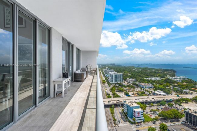 PH207 - 3470 E Coast Ave, Condo with 3 bedrooms, 3 bathrooms and null parking in MIAMI FL | Image 51