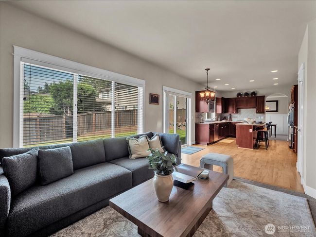 4021 220 Th St Se, House other with 4 bedrooms, 3 bathrooms and 3 parking in Bothell WA | Image 11