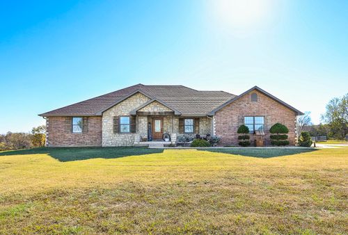 1558 E 432nd Rd, Bolivar, MO, 65613-8546 | Card Image