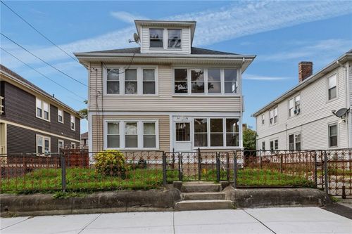 34 Matson Ave, Providence, RI, 02909-5118 | Card Image