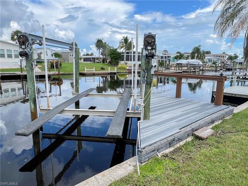 17551 Stevens Blvd, FORT MYERS BEACH, FL, 33931-7156 | Card Image