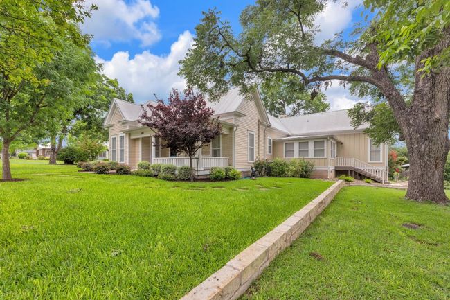 403 E 4 Th St, House other with 4 bedrooms, 3 bathrooms and 4 parking in Georgetown TX | Image 35