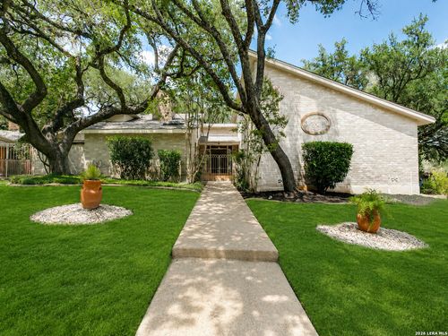 3451 Hunters Run St, San Antonio, TX, 78230-2027 | Card Image