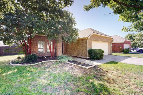 409 Northbrook Ave, Oak Point, TX, 75068-6141 | Card Image