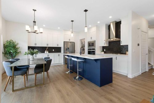 1635 Baywater St Sw, Airdrie, AB, T4B5K6 | Card Image