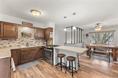 213 Beech St, Colony, KS, 66015-7262 | Card Image