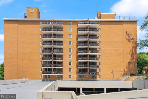 apt-911-2030 N Adams St, ARLINGTON, VA, 22201-3757 | Card Image