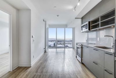 1402 - 135 Liberty St, Condo with 2 bedrooms, 2 bathrooms and 1 parking in Toronto ON | Image 2