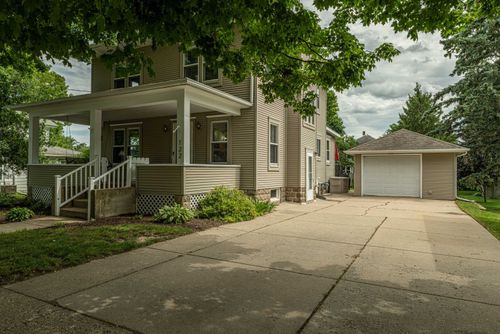 122 E Pearl Street, Belleville, WI, 53508 | Card Image