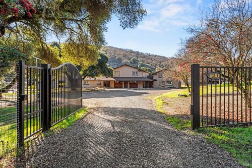 4601 Feliz Creek Rd, Hopland, CA, 95449 | Card Image