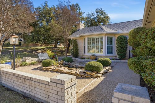 4425 Westchester Dr, Waco, TX, 76710-1330 | Card Image