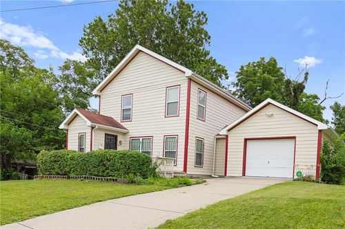 2005 E 34th St, Kansas City, MO, 64109-2509 | Card Image