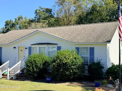106 Oak Hill Court, Magnolia, NC, 28453 | Card Image