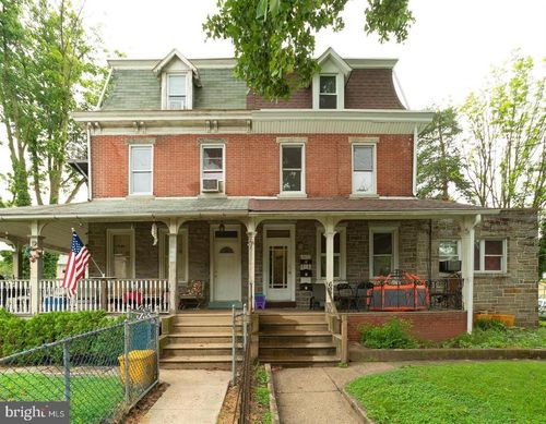 627 Macdade Blvd, DARBY, PA, 19023-3400 | Card Image