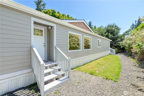 153 Blueberry Hill Rd, Port Ludlow, WA, 98365-9501 | Card Image