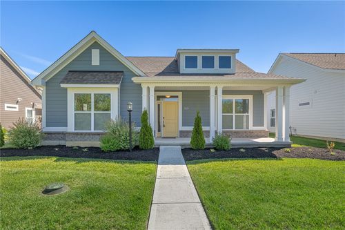 5039 Pepperwell Cir, Sugarcrk Twp, OH, 45440-3751 | Card Image