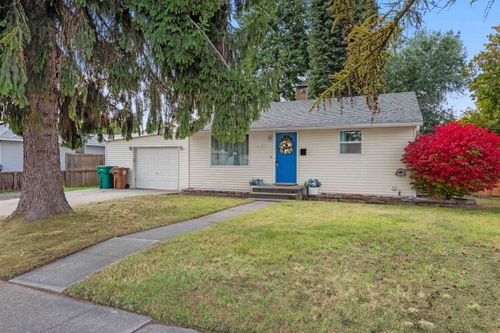 6121 N Belt St, Spokane, WA, 99205-6913 | Card Image