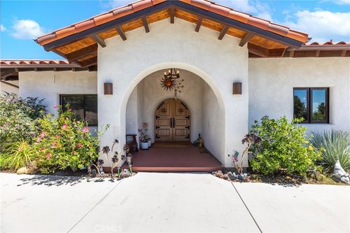 39170 Kapalua Way, Temecula, CA, 92592-4600 | Card Image