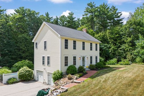 36 Durango Dr, Goffstown, NH, 03045-2733 | Card Image