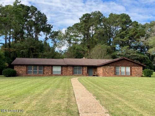 2 Rolling Hill Rd, Vicksburg, MS, 39183-9504 | Card Image