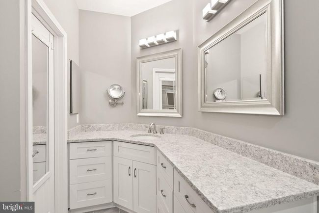 APT-1103 - 12160 Penderview Ter, Condo with 2 bedrooms, 1 bathrooms and null parking in FAIRFAX VA | Image 24