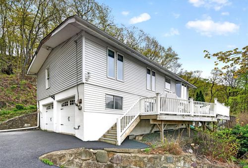 66 Edgemere Ave, Greenwood Lake, NY, 10925-2414 | Card Image