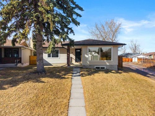 16 Midcrest Rise Se, Calgary, AB, T2X1B7 | Card Image