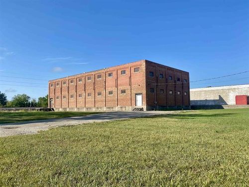 260 W Stroud St, RANDOLPH, WI, 53956-1272 | Card Image