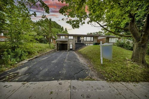396 Hazel St, Waterloo, ON, N2L3P6 | Card Image