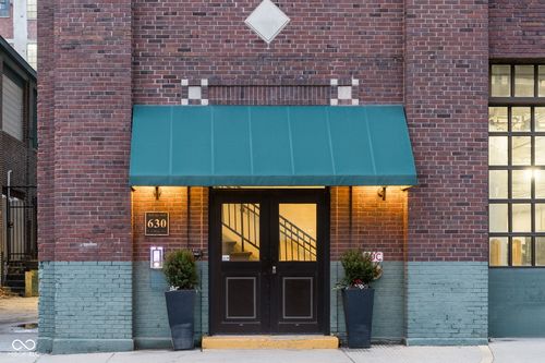 408-630 College Ave, Indianapolis, IN, 46204-1694 | Card Image