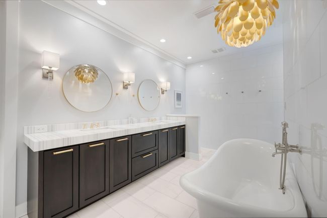 290 Seabreeze Blvd | Image 45