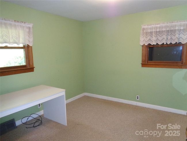 435 Upper Glady Fork Rd, House other with 2 bedrooms, 2 bathrooms and null parking in Candler NC | Image 38