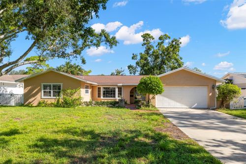 1467 54th Ave Ne, ST PETERSBURG, FL, 33703-3226 | Card Image