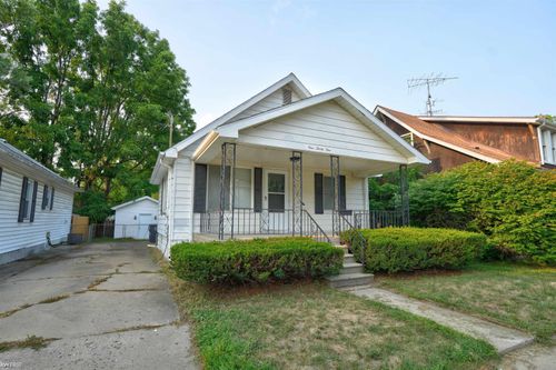 131 E Lakeview Ave, Flint, MI, 48503-4152 | Card Image