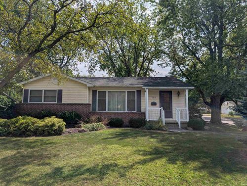 766 W Van Buren St, Berne, IN, 46711-2061 | Card Image
