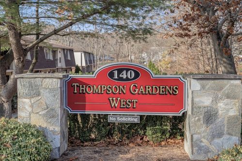 apt-5b-140 Thompson St, East Haven, CT, 06513-1960 | Card Image