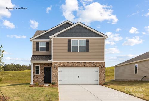 1111 37th Avenue Ln Ne, Hickory, NC, 28601-9689 | Card Image