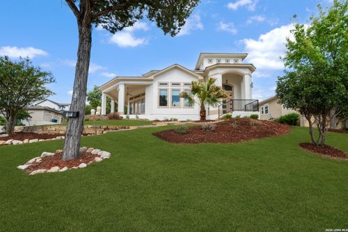 505 Persimmon Trl, New Braunfels, TX, 78130-6682 | Card Image